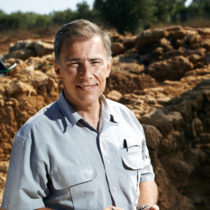 Αντεπιστέλλον μέλος της Ακαδημίας Αθηνών εξελέγη ο Μιχαήλ Κοσμόπουλος