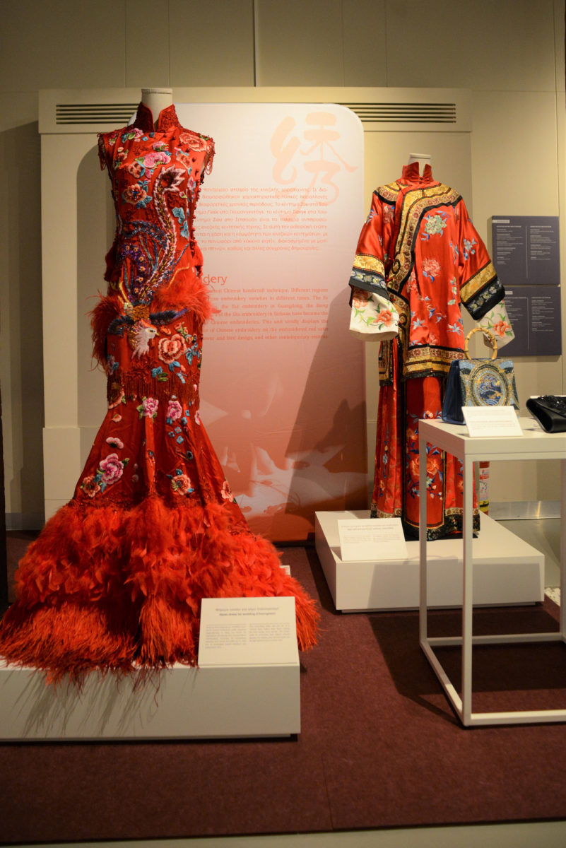 Από την έκθεση «Η παράδοση συναντά τη μόδα» στο Μουσείο Μετάξης στο Σουφλί (φωτ.: ΑΠΕ-ΜΠΕ).