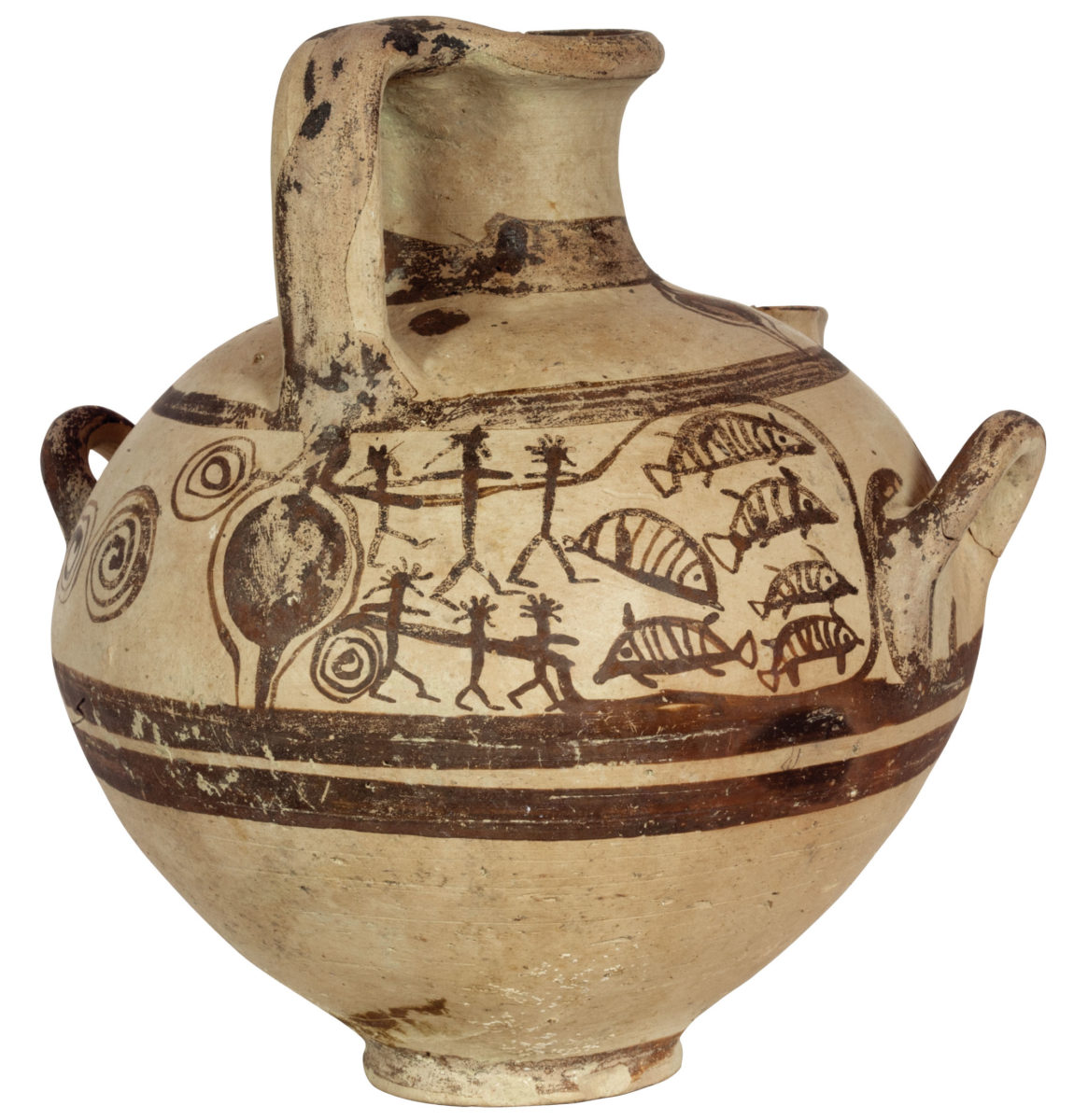 Ηθμωτή υδρία με παράσταση ψαράδων (12ος/αρχές 11ου αι. π.Χ.) από το νεκροταφείο των Απλωμάτων στη Νάξο (12ος/αρχές 11ου αι. π.Χ.). © Εφορεία Αρχαιοτήτων Κυκλάδων.