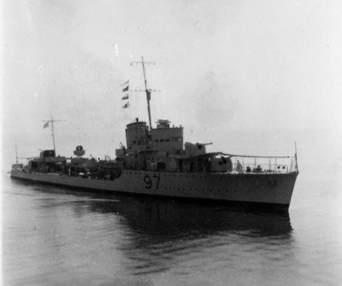 Το αντιτορπιλικό «Ύδρα» που βυθίστηκε τον Απρίλιο του 1941 (φωτ.: ΑΠΕ-ΜΠΕ / Planet Blue-Κώστας Θωκταρίδης).