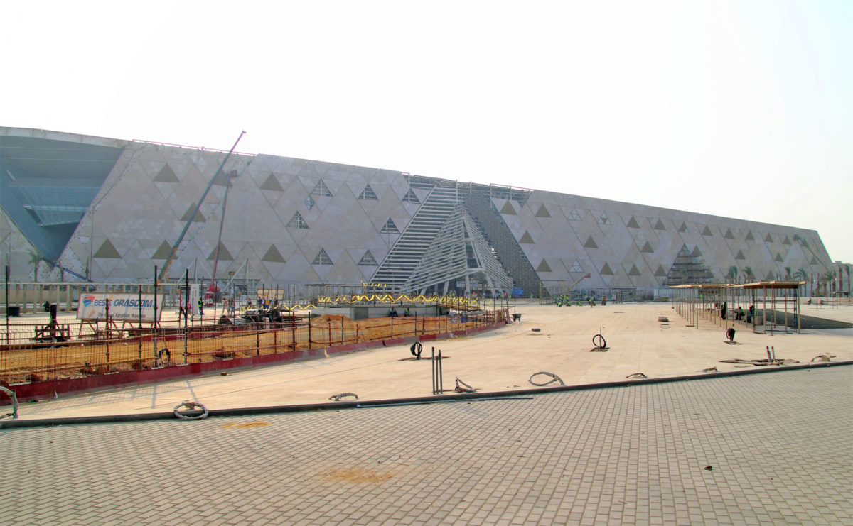 Το υπό κατασκευή Μεγάλο Αιγυπτιακό Μουσείο (φωτ.: Wikipedia).