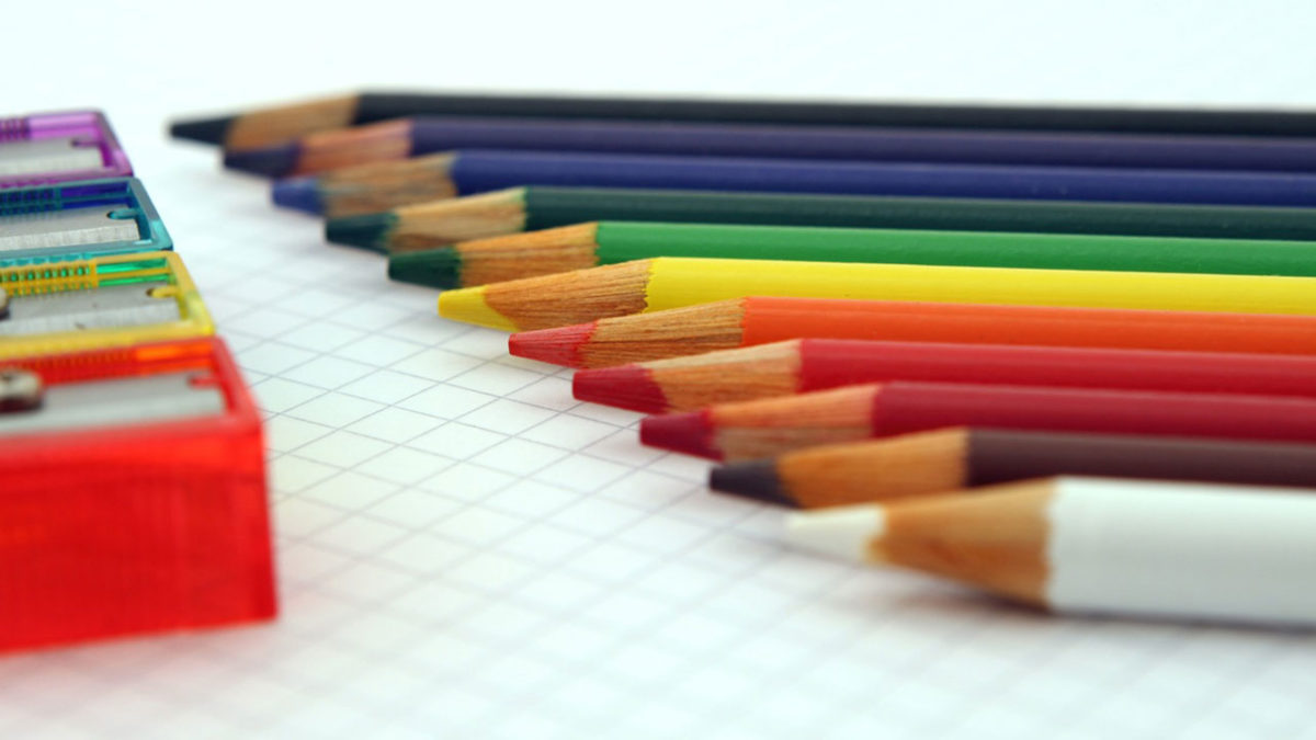 To παραμύθι θα πρέπει να συστήνει στους μικρούς αναγνώστες τις εκπαιδευτικές δυνατότητες της ψηφιακής τεχνολογίας, καθώς και τη χρήση της ως μέσου πρόσβασης σε έργα πολιτιστικής κληρονομιάς και σε θησαυρούς γνώσης.