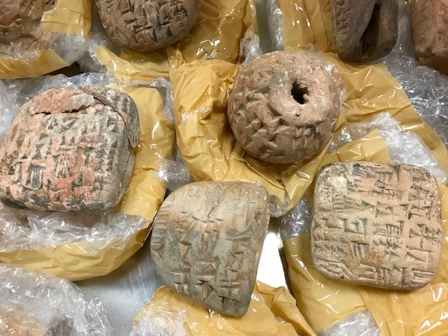 Πλαστές οι «αρχαιότητες» από τη Μεσοποταμία που είχαν εντοπιστεί στο Χίθροου