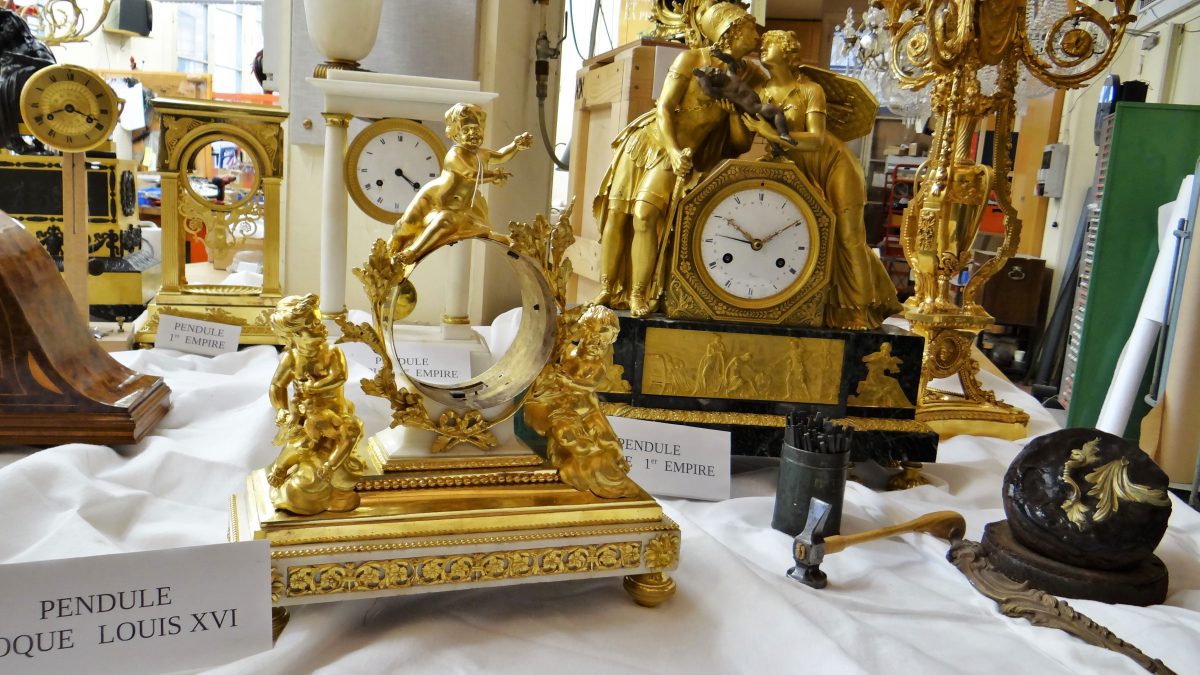 Γαλλία: συλλεκτικά έπιπλα σε δημοπρασία