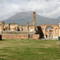 Ο αρχαιολογικός χώρος της Πομπηίας άνοιξε και πάλι για το κοινό