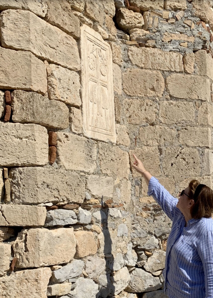 Εξωτερικό ανάγλυφο στο ναό του 17ου αιώνα του Αγίου Ιωάννη του Θεολόγου (φωτ.: ΥΠΠΟΑ).