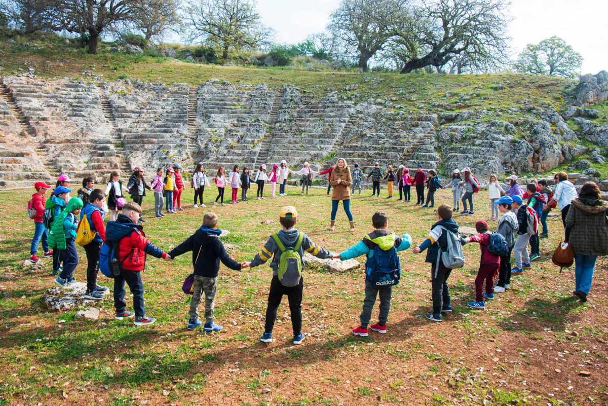 Tο «Messolonghi by Locals» στοχεύει, μεταξύ άλλων, στη χαρτογράφηση της πόλης με τη μορφή πολιτιστικών διαδρομών διαδίδοντας παράλληλα την ιστορία και τις παραδόσεις του τόπου (φωτ.: ΑΠΕ-ΜΠΕ).