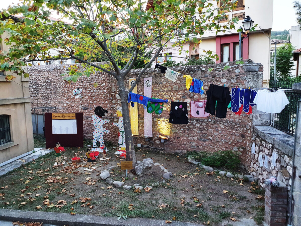 Η έκθεση «Όλες οι τέχνες για τον Καραγκιόζη» αποκαλύπτει στον θεατή όσα δεν μπορούσε να φανταστεί για τον ξυπόλητο ήρωα του νεοελληνικού θεάτρου σκιών (φωτ.: ΑΠΕ-ΜΠΕ).