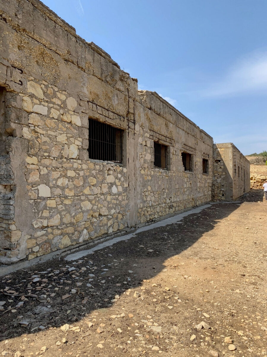 Λέρος, στρατώνας στην Πατέλα (φωτ.: ΥΠΠΟΑ).