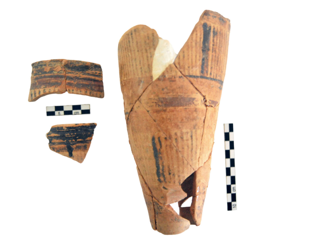 Αγγεία που αποκαλύφθηκαν στη Ζώμινθο (φωτ.: ΥΠΠΟΑ).