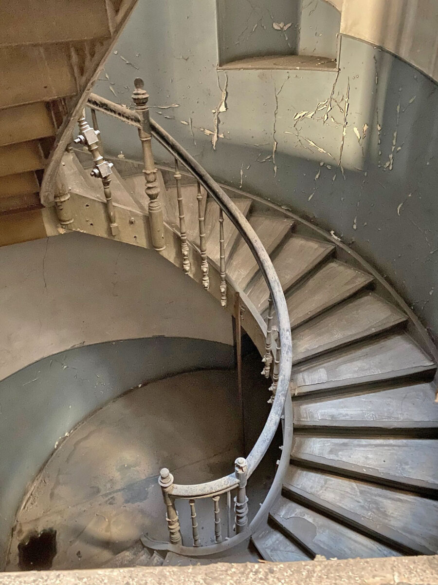 Το Μέγαρο Σούτσου πρέπει να αποκατασταθεί 