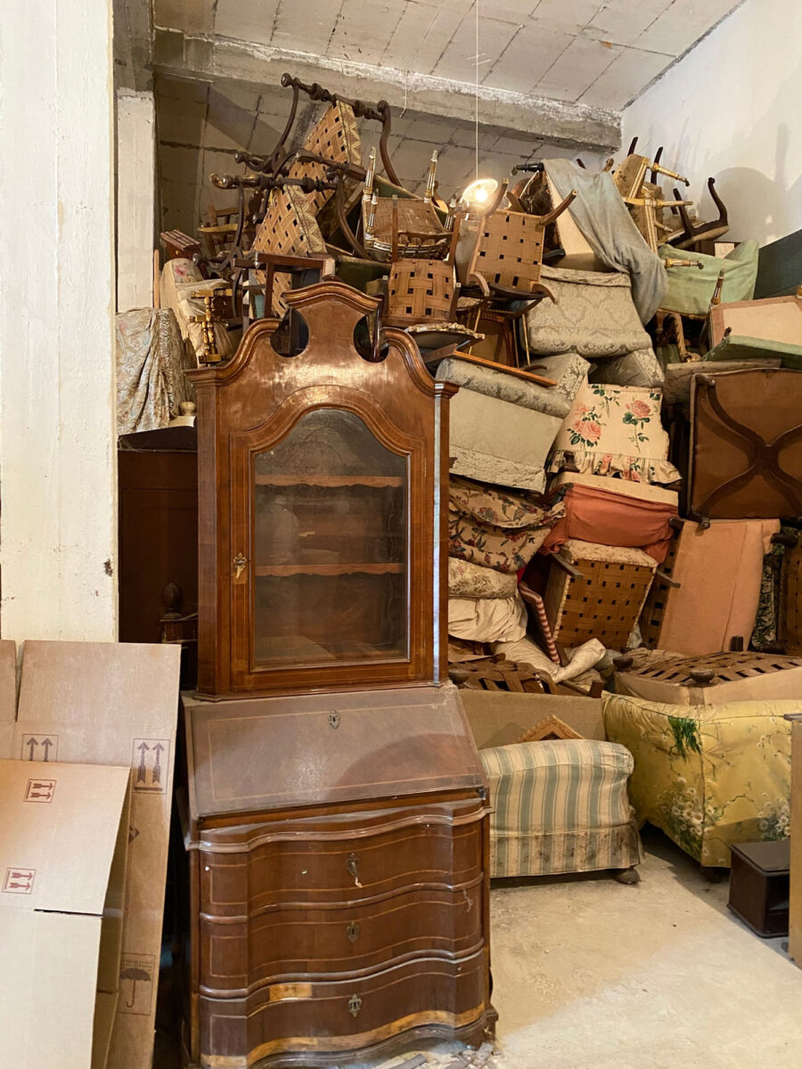 Έπιπλα στον στάβλο (φωτ.: ΥΠΠΟΑ).