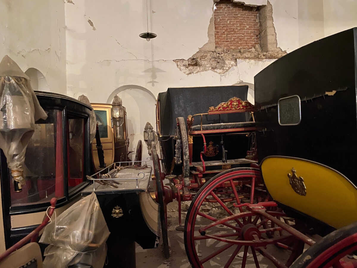 Οι άμαξες στο Τατόι (φωτ.: ΥΠΠΟΑ).