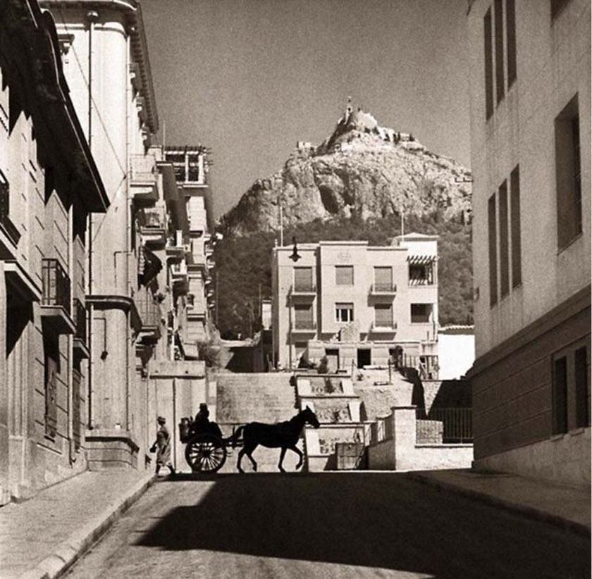 Διαδικτυακός περίπατος στο Κολωνάκι