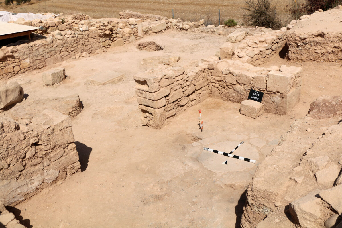 Άποψη της ανασκαφής στη Μονάδα 9 (φωτ.: Τμήμα Αρχαιοτήτων Κύπρου).