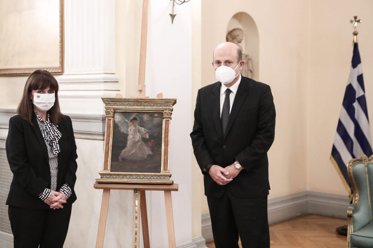 Η Πρόεδρος της Δημοκρατίας Κατερίνα Σακελλαροπούλου και ο Δημήτρης Γκέρτσος (φωτ.: Προεδρία της Ελληνικής Δημοκρατίας).
