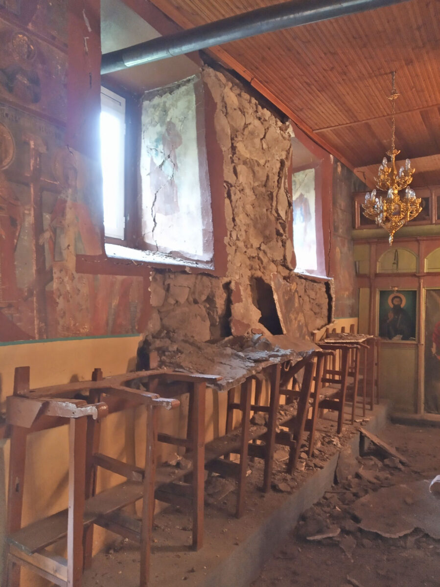 Οι καταρρεύσεις στον Αγ. Νικόλαο στην Αμυγδαλέα (φωτ.: ΥΠΠΟΑ).