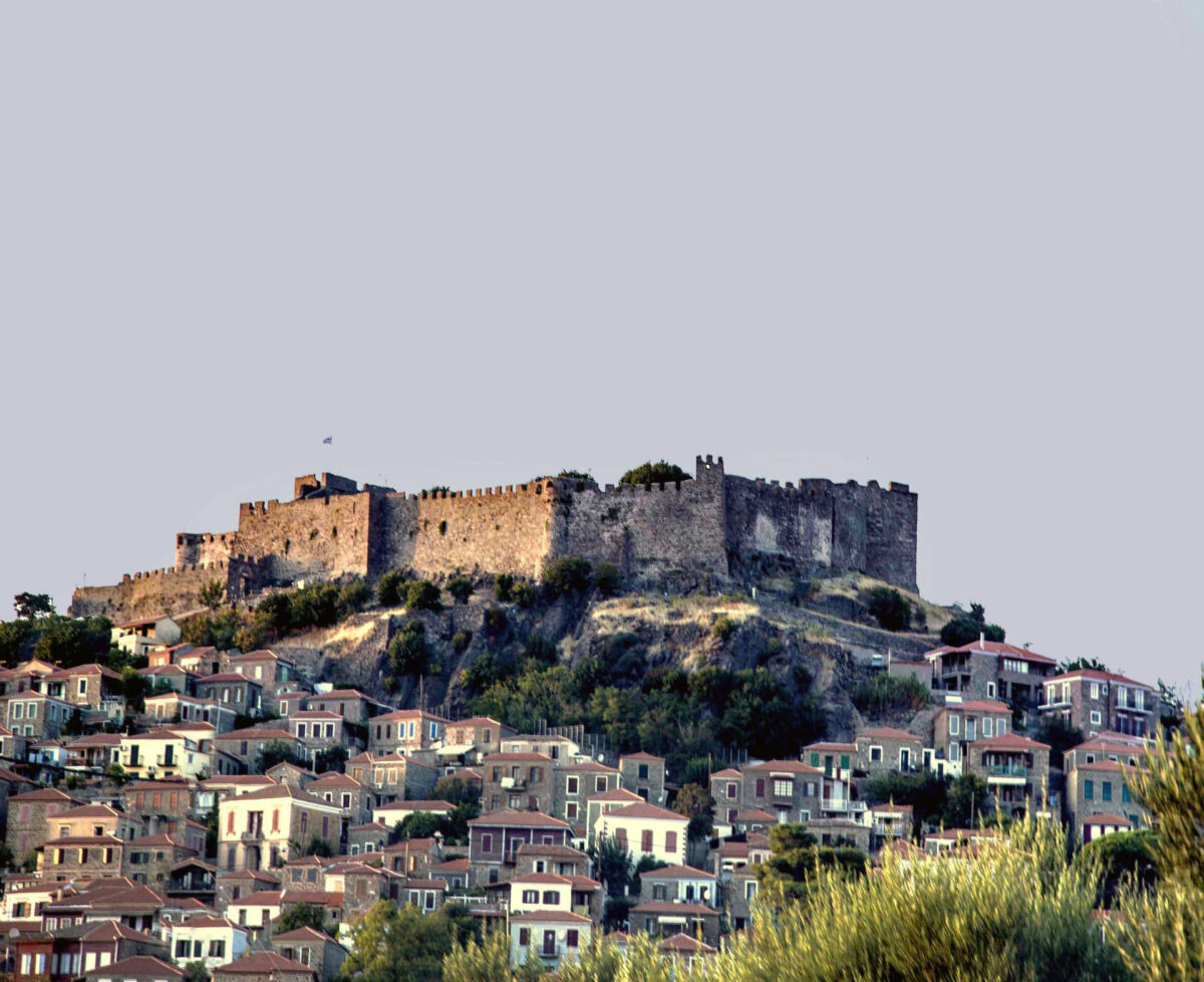 Άμεσα μέτρα για την ασφάλεια στο φρούριο του Μολύβου