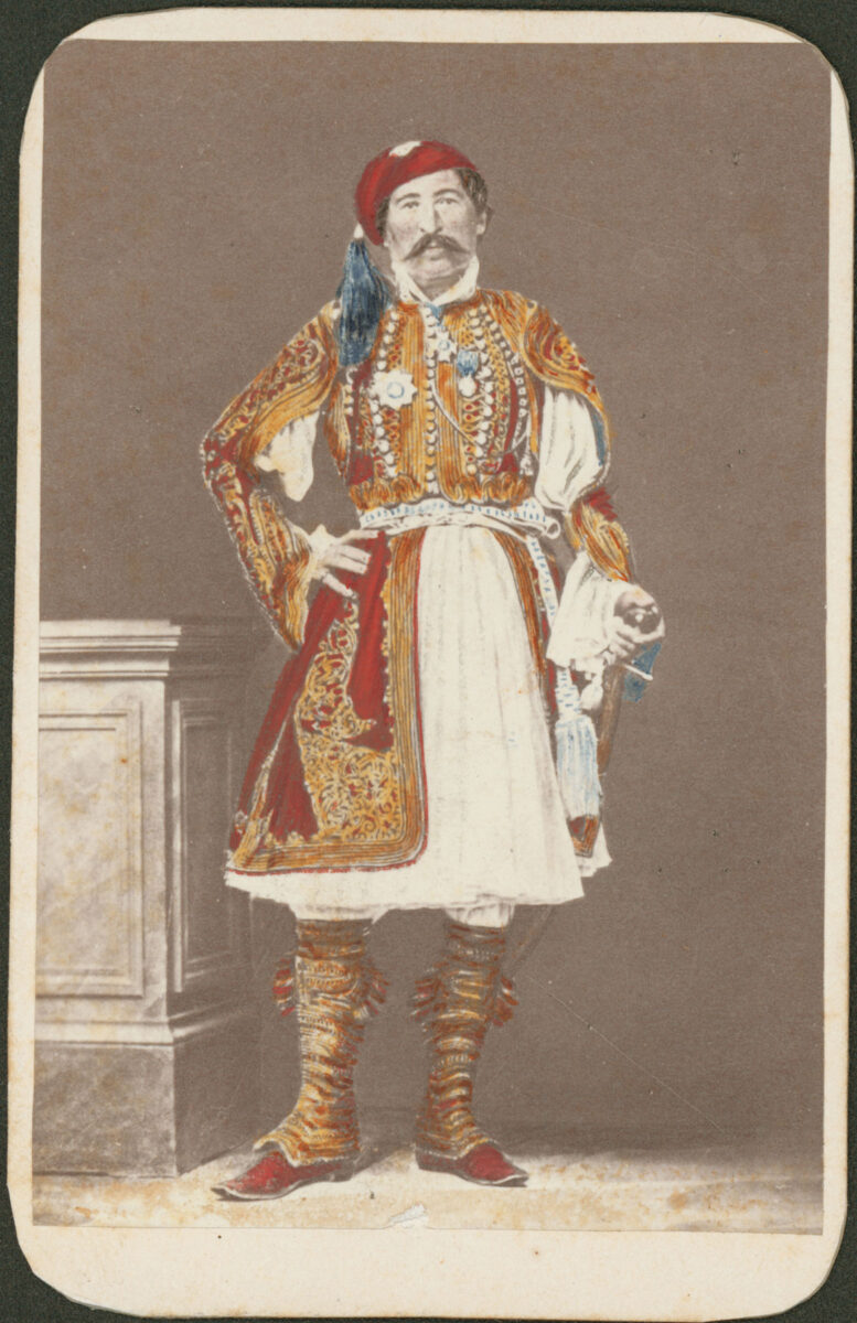 Φίλιππος Μαργαρίτης (1810-1892). Ο στρατηγός Χριστόδουλος Χατζηπέτρος (1799-1869). Περ. 1855. Carte de visite, αλμπουμίνη επιχρωματισμένη. Μουσείο Μπενάκη / Φωτογραφικά Αρχεία.