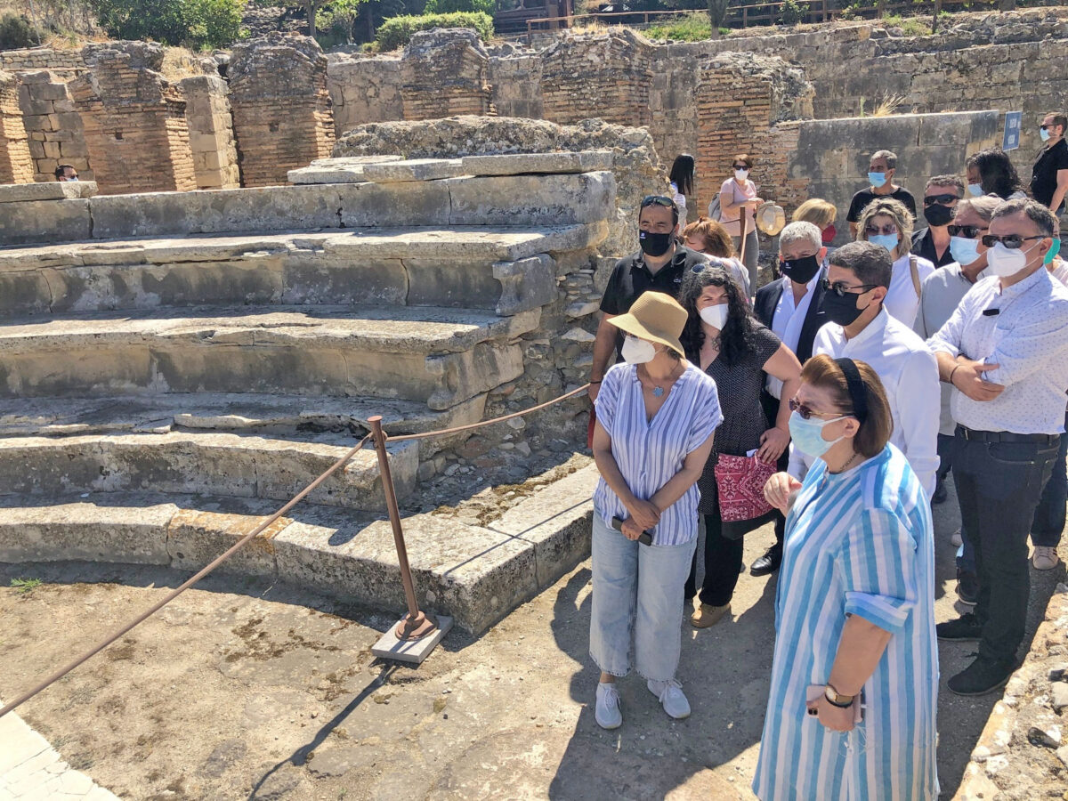 Αυτοψία στη Γόρτυνα (φωτ.: ΥΠΠΟΑ).