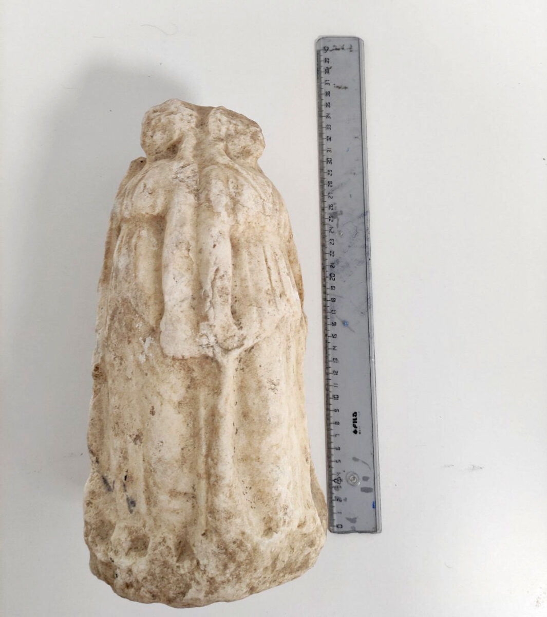 Το αρχαίο αγαλματίδιο που εντοπίστηκε στο Κιλκίς (φωτ.: Γενική Περιφερειακή Αστυνομική Διεύθυνση Κεντρικής Μακεδονίας).