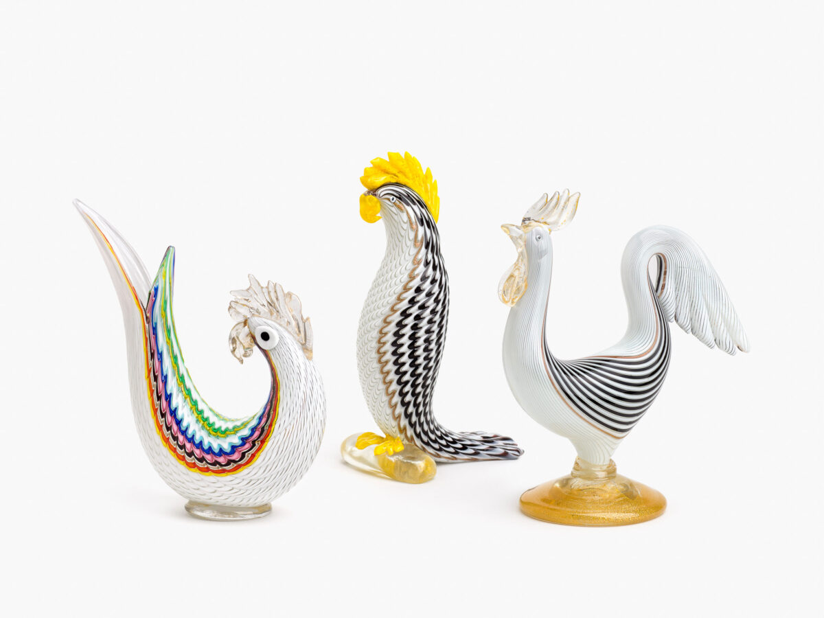 Πετεινοί και παπαγάλος, έργα του Dino Martens για την εταιρεία Aureliano Toso, δεκαετία του 1950. Φωτ.: Le Stanze del Vetro.
