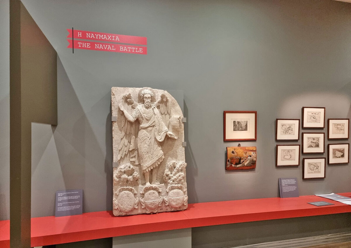 Άποψη της έκθεσης κατά την προετοιμασία της (© ΒΧΜ/ΥΠΠΟΑ).