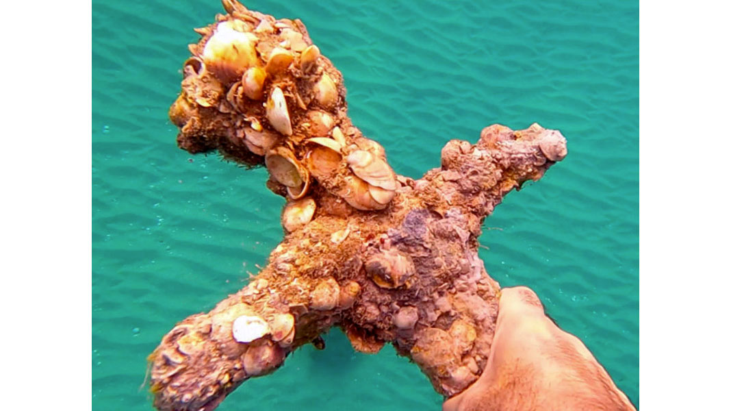 Σπαθί 900 ετών εντοπίστηκε στα παράλια του Ισραήλ