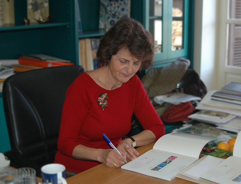 Έφυγε από τη ζωή η αρχαιολόγος Αιμιλία Μπακούρου