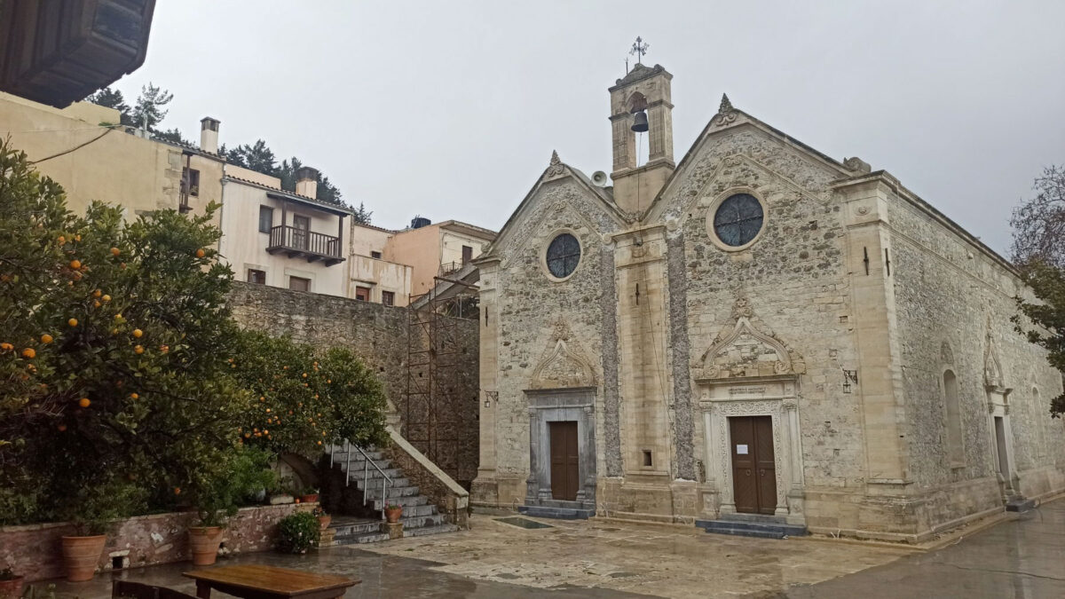 Το Καθολικό της Μονής Αγ. Γεωργίου Επανωσήφη (φωτ.: Περιφέρεια Κρήτης).