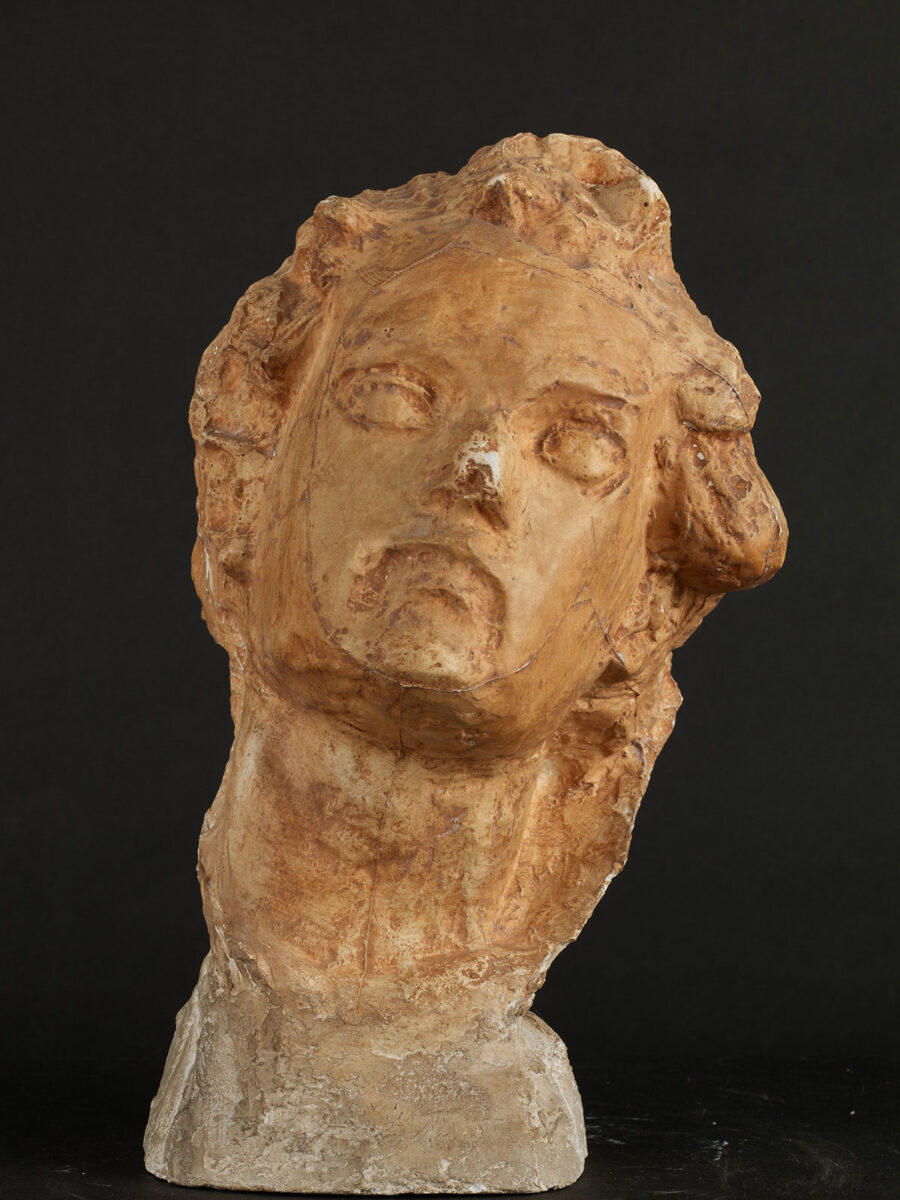 Εκατόγχειρ, πριν από το 1927. Γύψος, 32x13x13 εκ. Αθήνα, Συλλογή Ιδρύματος Ωνάση.