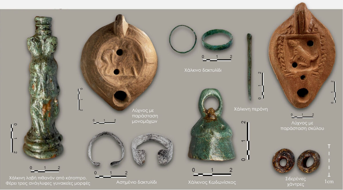 Εικ. 3. Ευρήματα από την ανασκαφή της Αρχαίας Τενέας. Φωτ.: ΥΠΠΟΑ.