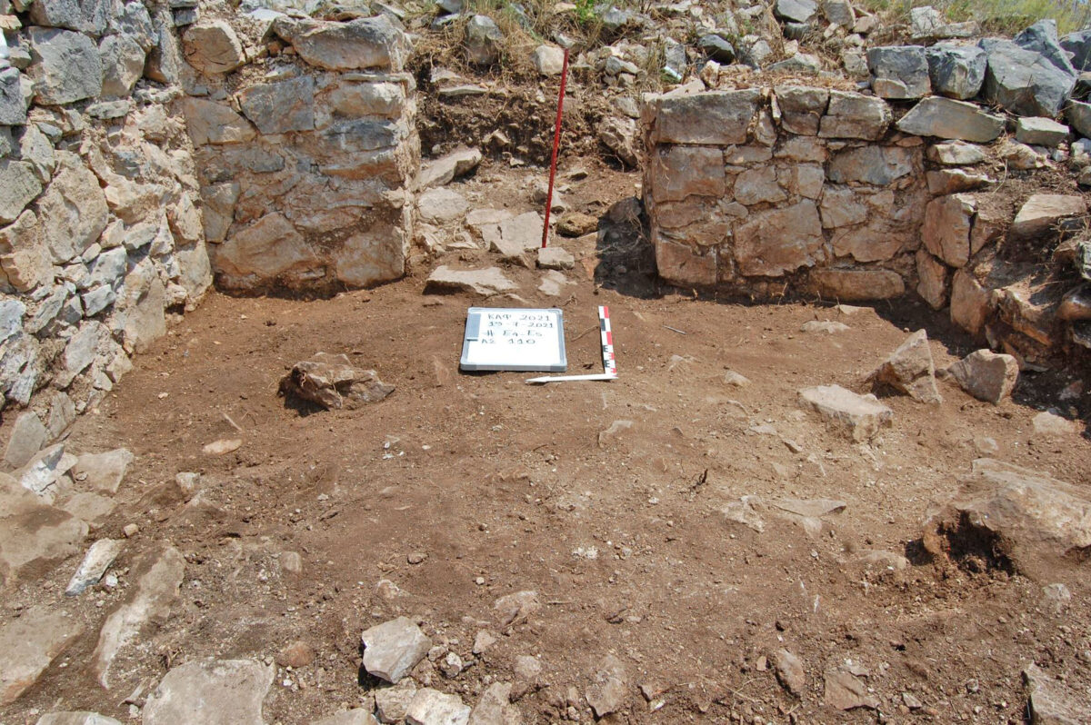 Η τρίκλιτη βασιλική. Η ανατολική είσοδος του ναού (φωτ.: ΑΠΕ-ΜΠΕ / Μελίνα Παϊσίδου).