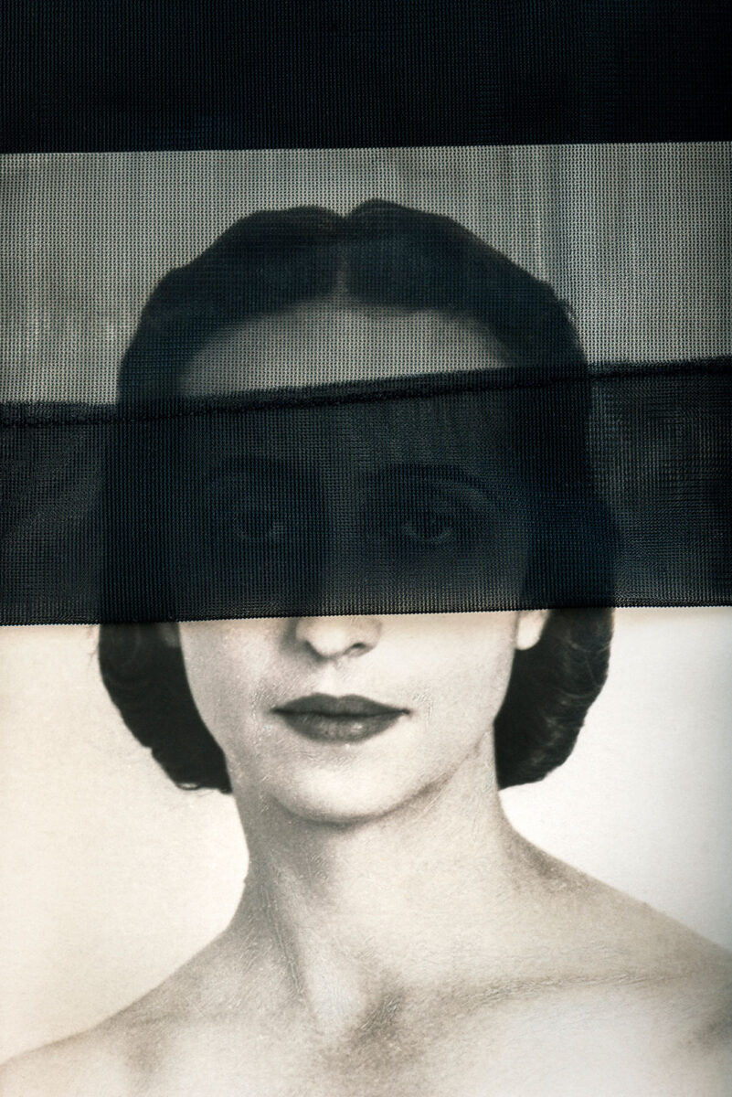 Έργο της Κατερίνας Καλούδη από την έκθεση «Αδειάζοντας το σπίτι των γονιών μου».