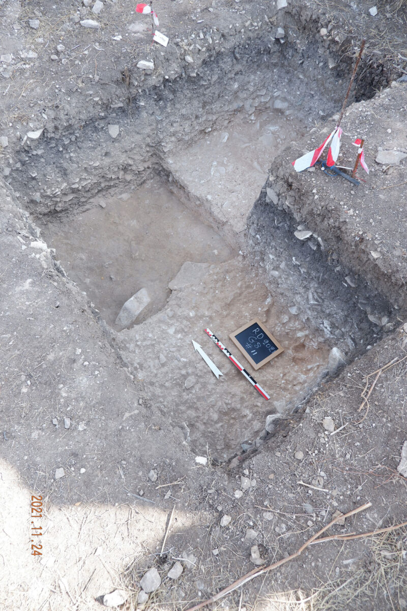 Μετά την ολοκλήρωση των ανασκαφικών τομών στην Επιπαλαιολιθική θέση (πηγή εικόνας: Τμήμα Αρχαιοτήτων Κύπρου).