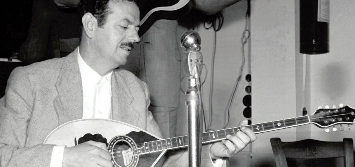 Ο Βασίλης Τσιτσάνης (πηγή εικόνας: ΥΠΠΟΑ).