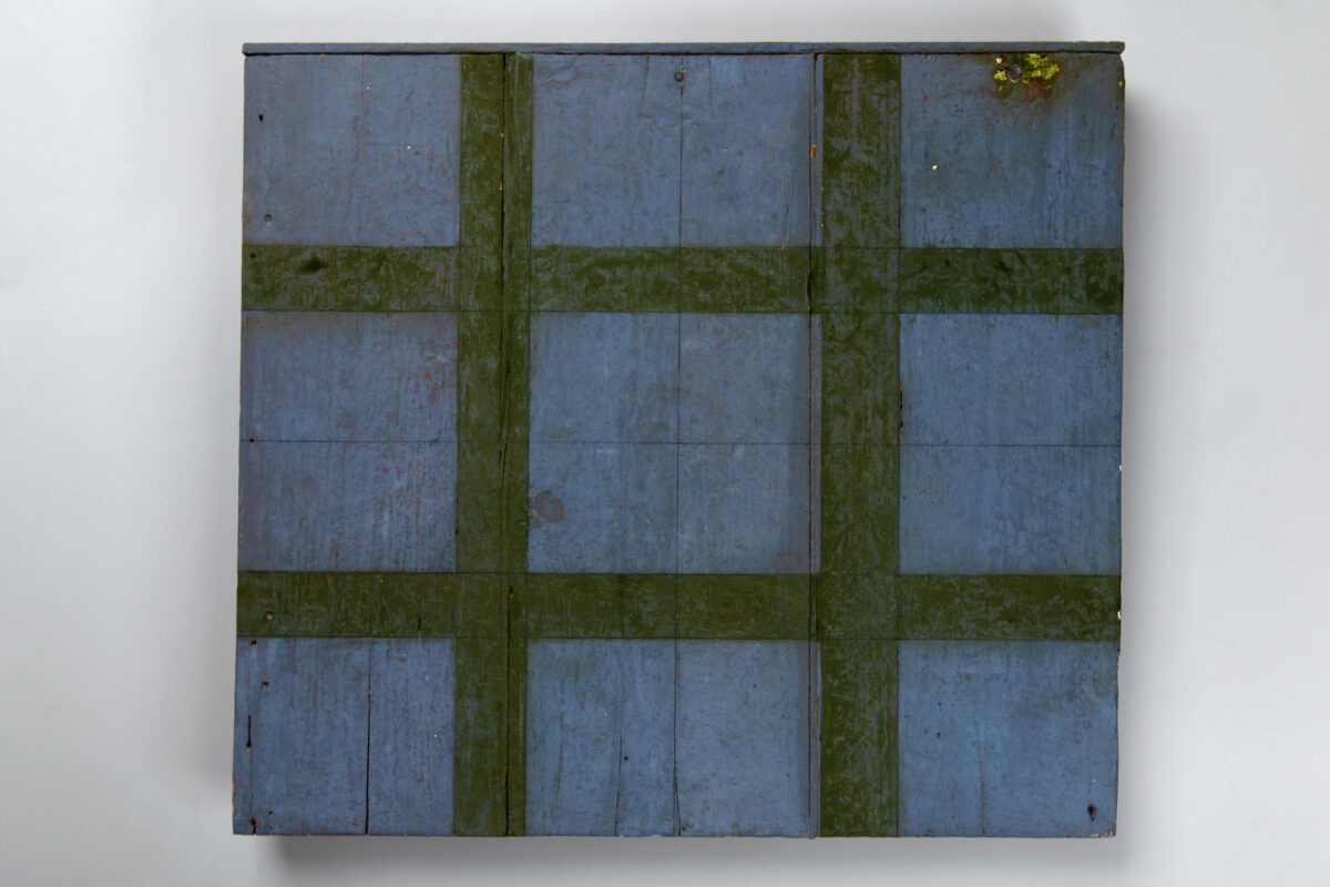 «Cisterna», 1971-1981. 55x64 εκ. Λάδι σε ξύλο. Συλλογή του καλλιτέχνη.
Φωτ.: Ειρήνη Μίαρη © Μουσείο Κυκλαδικής Τέχνης.