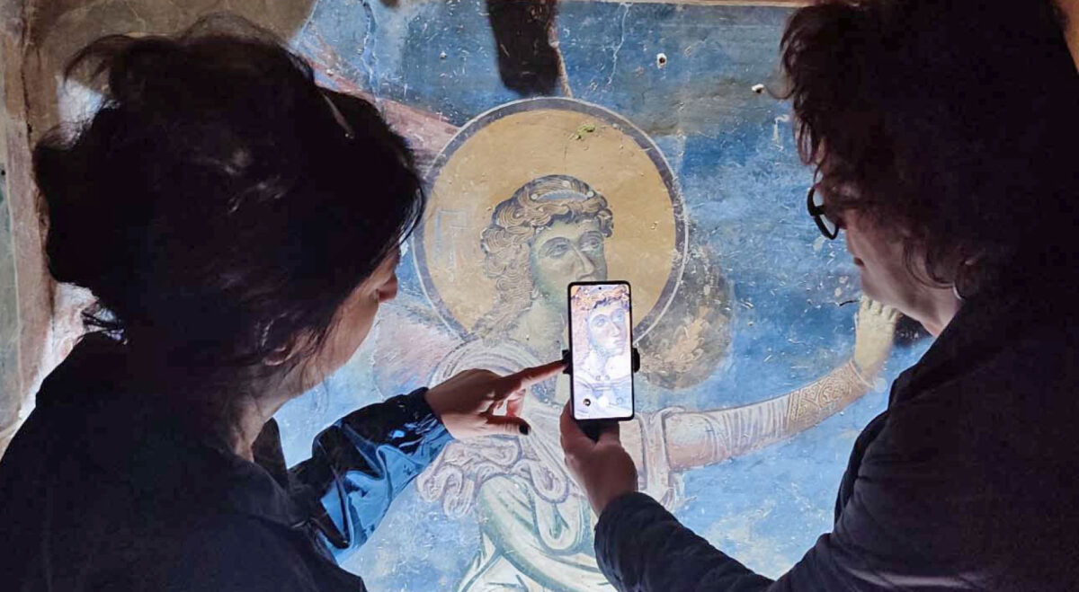 Στον ναό του Αγίου Γεωργίου στο Κουρμπίνοβο (πηγή εικόνας: EKBMM).