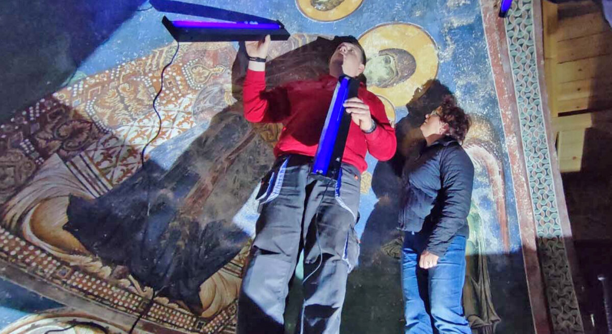 Στον ναό του Αγίου Γεωργίου στο Κουρμπίνοβο (πηγή εικόνας: EKBMM).