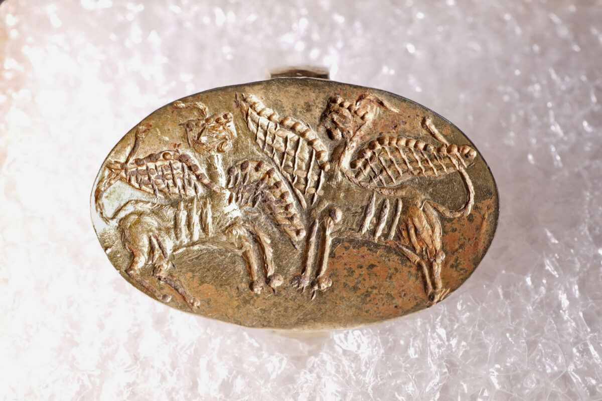 Χρυσό μυκηναϊκό δαχτυλίδι επιστράφηκε στην Ελλάδα