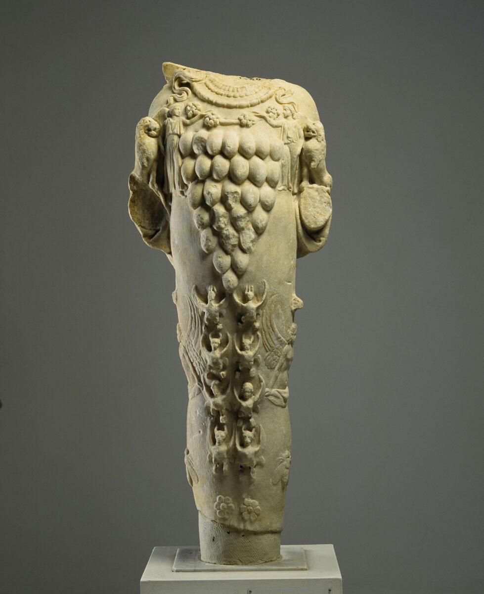 Αγαλμάτιο της Εφεσίας Αρτέμιδος 1ος αι. π.Χ. © Εθνικό Αρχαιολογικό Μουσείο.