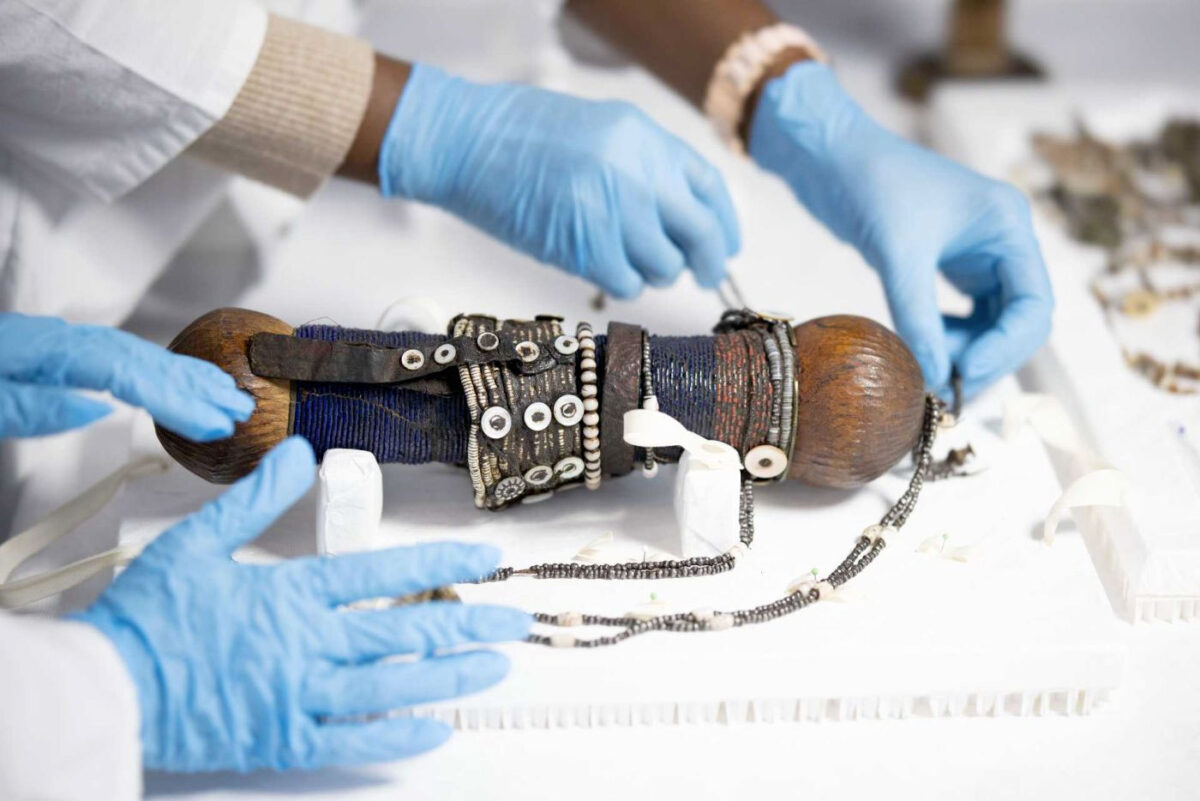 Η Γερμανία επέστρεψε στη Ναμίμπια 23 αρχαία αντικείμενα