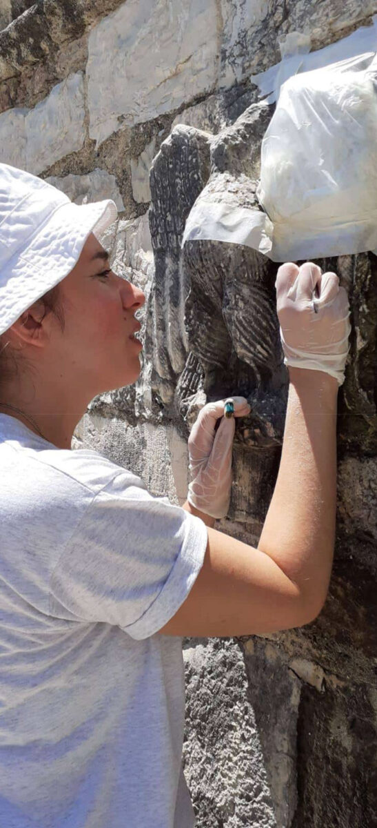 Εξειδικευμένες έρευνες στον ναό του Αγίου Νικολάου, που θα αξιοποιηθούν στο πλαίσιο εκπόνησης της μελέτης συντήρησης (φωτ.: ΕΚΒΜΜ).