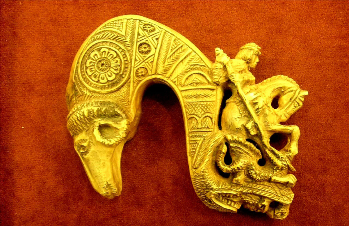 Γκλίτσα από τη συλλογή του Γιώργου Παπαδόπουλου (φωτ.: ΑΠΕ-ΜΠΕ / Γ. Παπαδόπουλος).