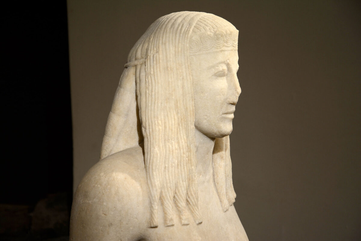 Η Κόρη της Θήρας (φωτ.: ΥΠΠΟΑ).