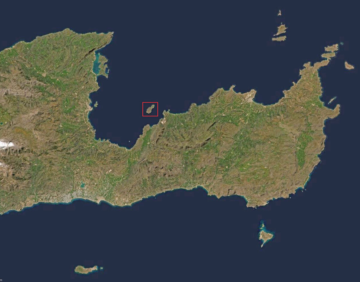 Θέση της νήσου Ψείρας στην ανατολική Κρήτη (πηγή Esri Maps).