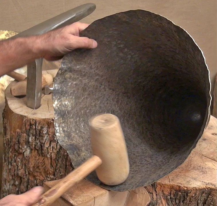 «Οι τέχνες του πολέμου»: αναβάλλεται το σεμινάριο