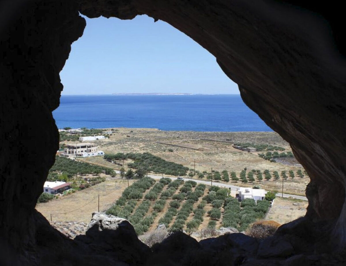 Από την αφίσα της έκθεσης.