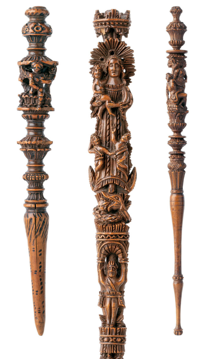 Καλτσοβελόνες γνωστές και ως «Finesses de Croutelle», από ξύλο ανάγλυφο και τορνευμένο. Γαλλία, αρχές 18ου αι. Ιδιωτική συλλογή.
