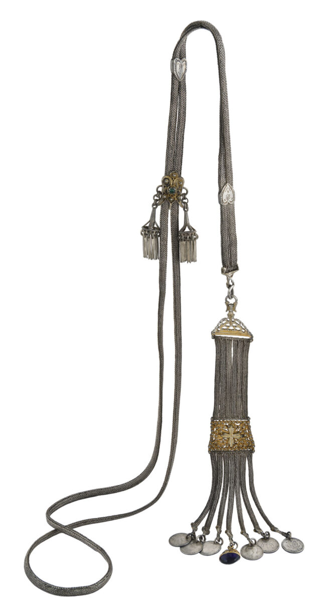 Αλυσίδα ρολογιού. Κρήτη, 19ος αι. Πηγή εικόνας: Μουσείο Μπενάκη.